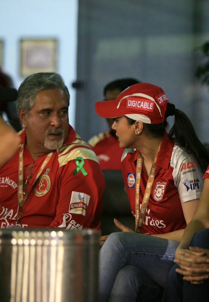 Katrina, Preity bond on the IPL pitch