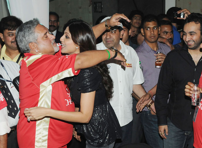 Vijay Mallya, Shilpa Shetty and Raj Kundra at the IPL Nights after party following the 2010 DLF Indian Premier League T20 group stage match between the Royal Challengers Bangalore and Rajasthan Royals at the ITC Gardenia in Bangalore. (Photo: IPL2010/Getty Images)