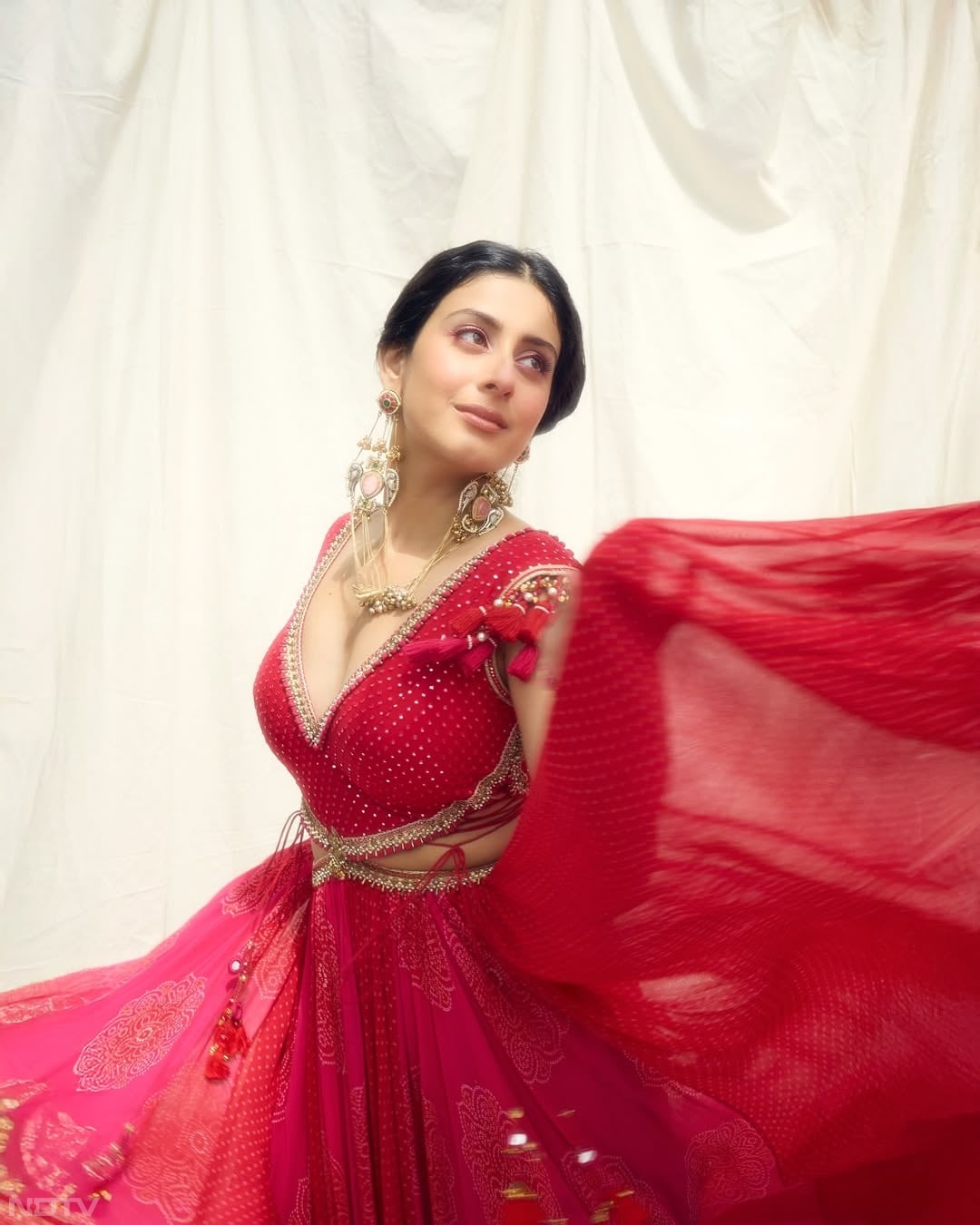 'उड़ारियां' शो से फेम हासिल करने वाली ये एक्ट्रेस अब फिल्मों की ओर कदम बढ़ाने वाली हैं. isha__malviya/Instagram