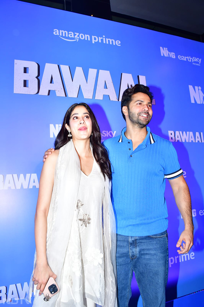 Varun Dhawan and Janhvi Kapoor attended the special screening of <i> Bawaal </i>. (Image Courtesy: Varinder Chawla)