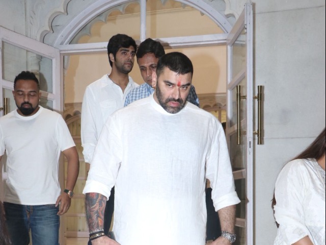 जैकी श्रॉफ से लेकर जया प्रदा तक... पंकज धीर की प्रेयर मीट में पहुंचे बॉलीवुड सितारे