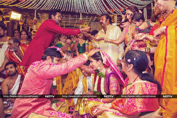 Inside Manoj Manchu\'s Blockbuster Wedding: Rajinikanth, Jagan Reddy, Suriya