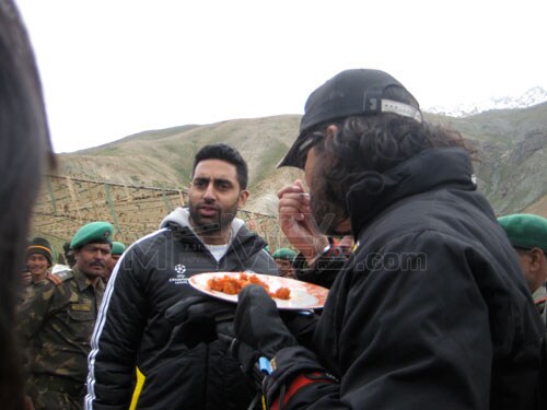 Abhishek also read out the poem <I>Agneepath</i> written by his grandfather Harivansh Rai Bachchan.