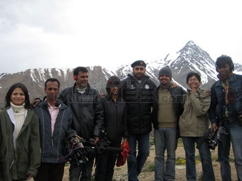 Abhishek Bachchan at Kargil, shooting for NDTV's <I>Jai Jawan</i>.