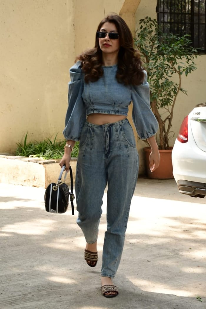 Janhvi Kapoor And Pooja Hegde's Day Out