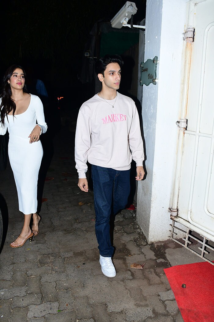 Khushi Kapoor's <i>The Archies</i> co-star Vedang Raina was spotted at the screening.