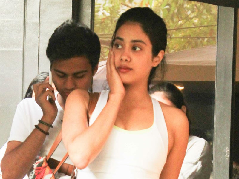 Photo : Keeping Up With Janhvi Kapoor