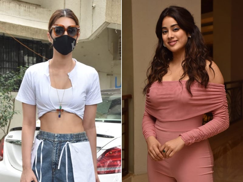 Photo : How Janhvi Kapoor And Kriti Sanon Ended The Weekend