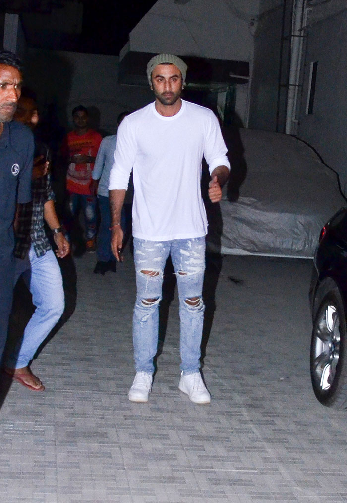 Ranbir Kapoor was spotted dressed in a white t-shirt and denims at Old Dharma Office in Khar