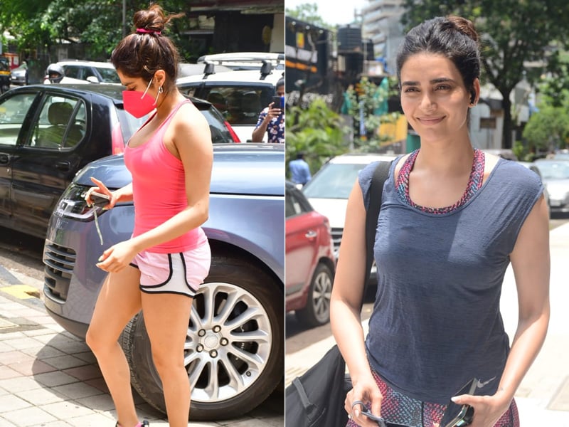 Photo : Spotted: Gym Regulars Janhvi And Karishma At Their Usual Spot