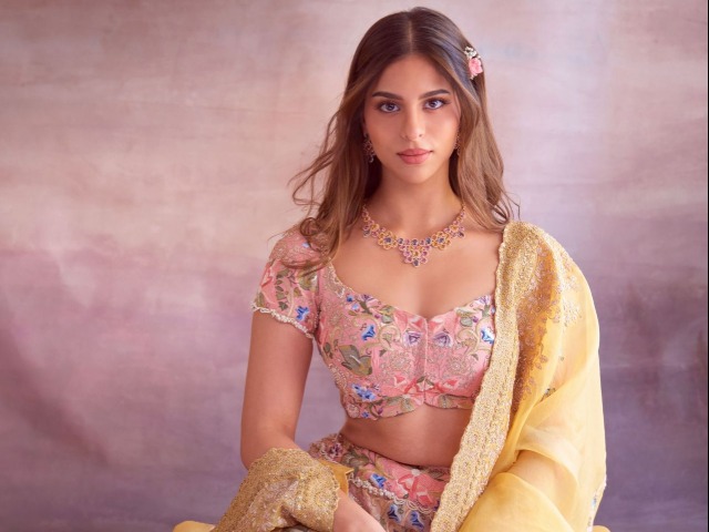 कैसे बनाएं मॉडर्न राधा लुक? जन्माष्टमी पर इन 5 यंग एक्ट्रेसेज़ से लें देसी फैशन इंस्पिरेशन