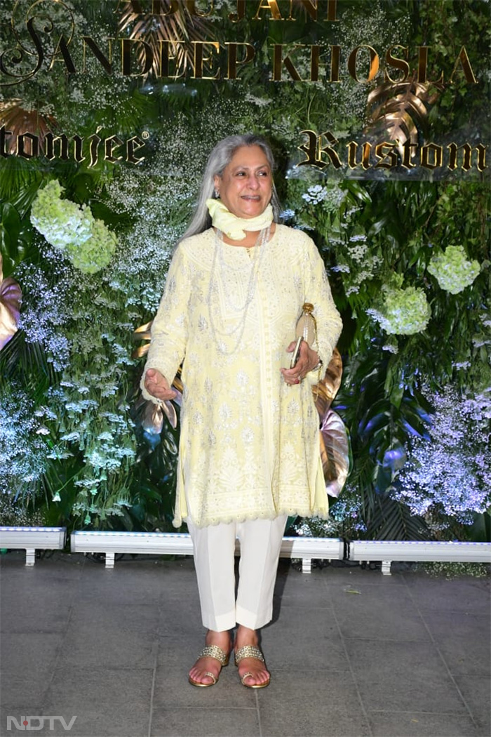 Jaya Bachchan, Daughter Shweta, Radhika Merchant And Others Added Stardust To This Party