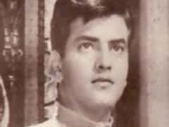 विनोद खन्ना- अमिताभ बच्चन के होते हुए ये एक्टर बना सुपरस्टार, कभी चॉल में बिताया बचपन, आज जुहू के 200 करोड़ के बंगले में है रहता 