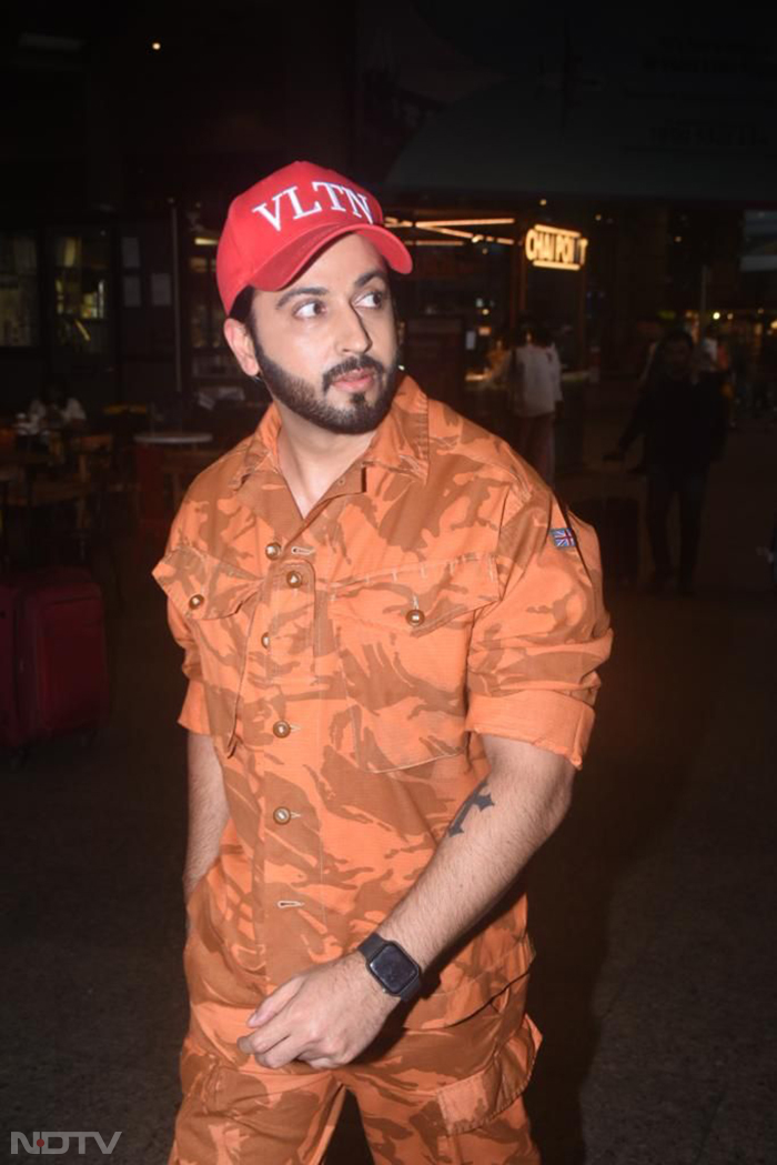 Dheeraj Dhoopar's airport OOTD was all about comfort.  (Image Courtesy: Varinder Chawla)