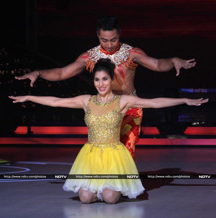 Here's Sophie dancing with her partner and choreographer Deepak Singh during her performance.