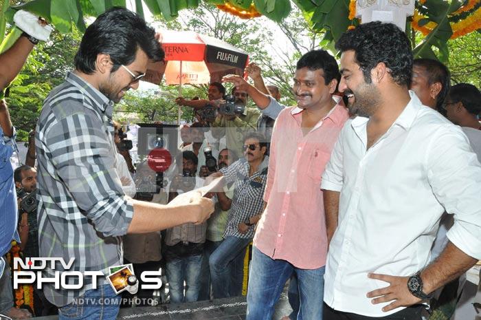 Jr NTR\'s new movie Baadshah launched