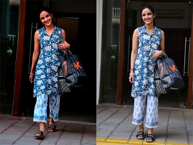 Just Jasmin Bhasin Playing With Prints