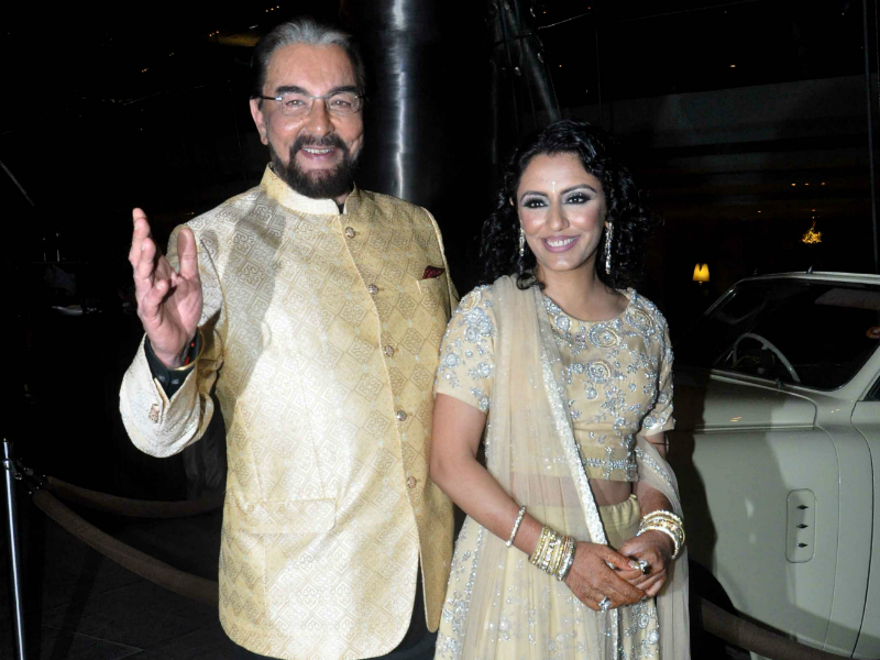 Celeb Squad at Kabir Bedi, Parveen Dusanjh's Party