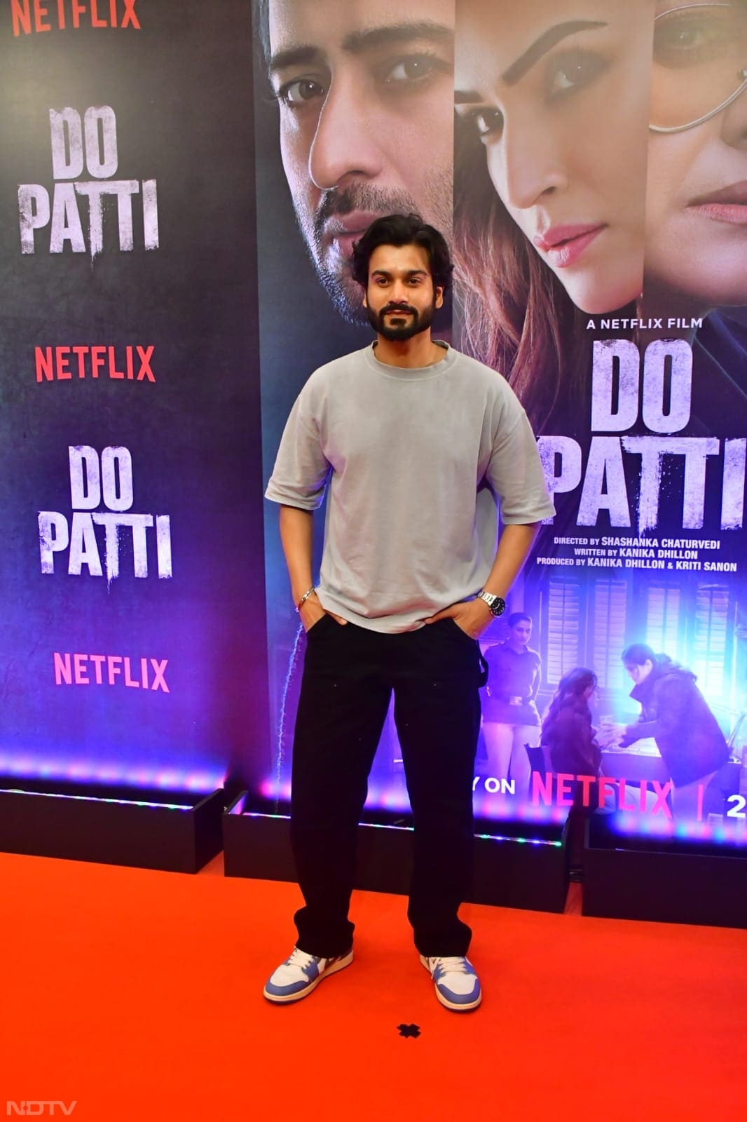 Sunny Kaushal sported grey T-shirt teamed with black pants (Image Courtesy: Varinder Chawla)