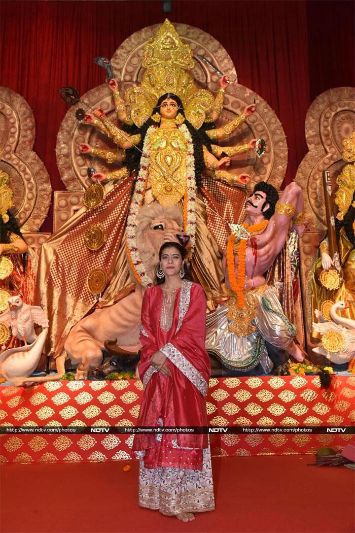 Kajol, Tanishaa And Tanuja Are All Set For Durga Puja Celebrations