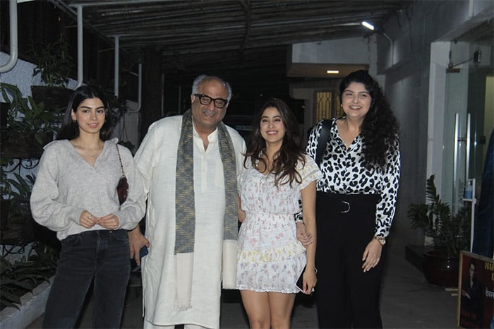 Kapoor And Daughters: Janhvi, Khushi, Anshula Watch Valimai With Dad Boney