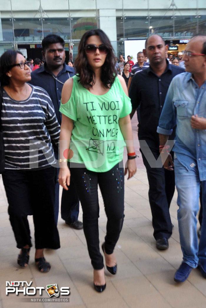 Preity Zinta will be making a comeback after five years in her debut production film <i>Ishkq In Paris</i>, and the actress is keeping no stone unturned to promote the film.<br><br>
 
Seen here, dressed casually in a green top and black pants, Preity arrives at a mall in Mumbai.