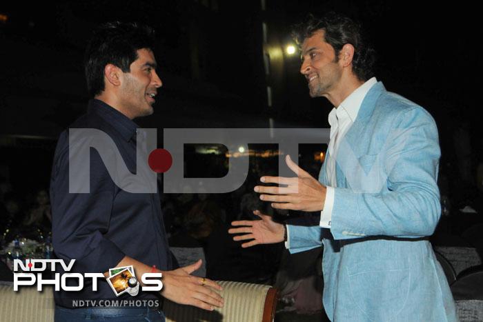 Hrithik and Manish had some catching up to do. <br><br>Photo Credit: Santosh Nagwekar