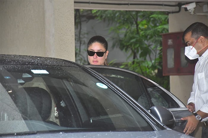 Kareena Kapoor\'s Day Out With Son Jeh