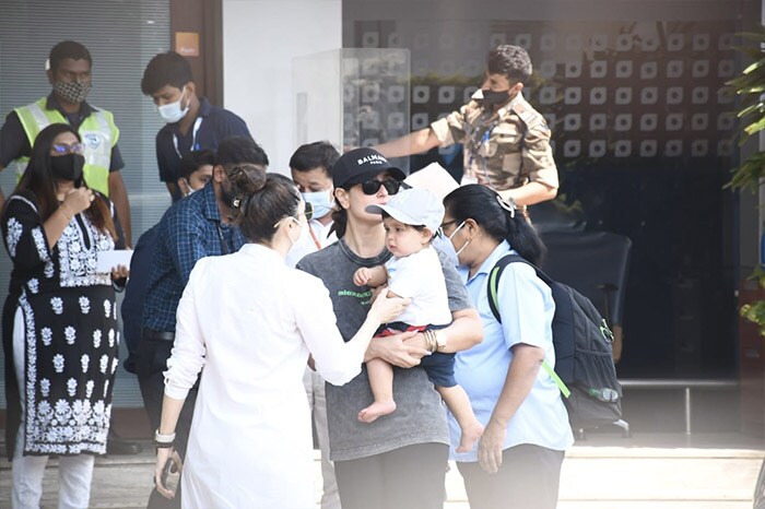 Kareena Kapoor, Sister Karisma And Allu Arjun"s Airport Diaries