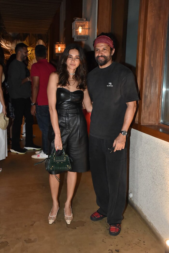 Kareena Kapoor And Ananya Panday\'s Day Out