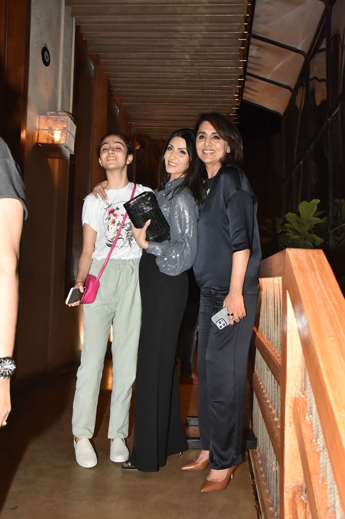 Neetu Kapoor posed with her daughter Riddhima Kapoor Sahni and granddaughter Samaira.