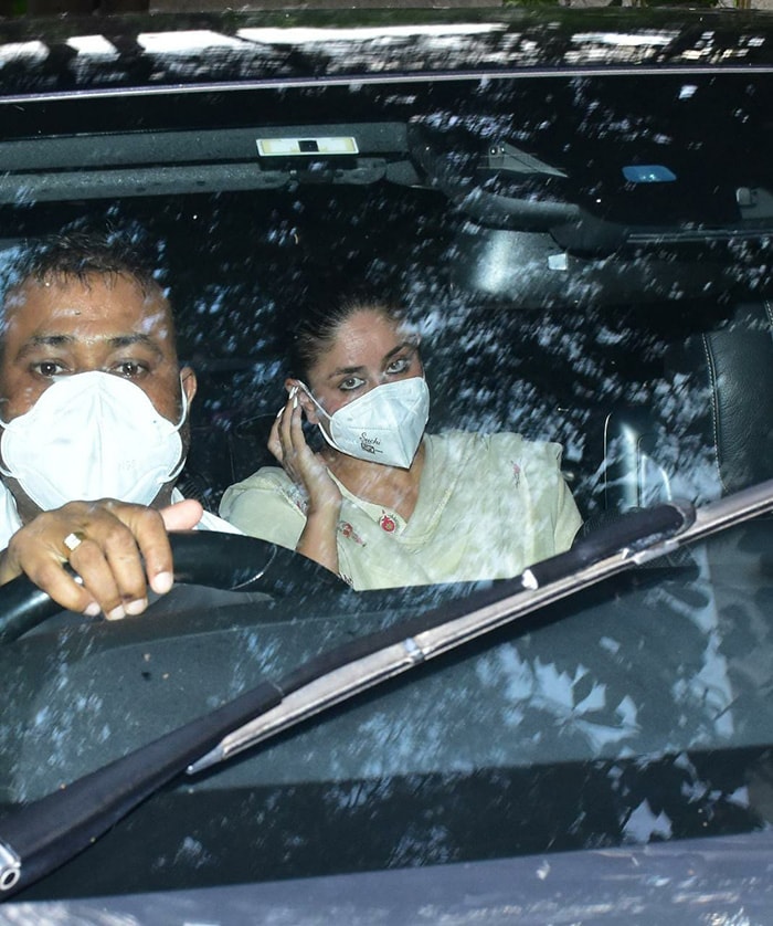 Kareena, Kiara And Others Visit Akshay Kumar