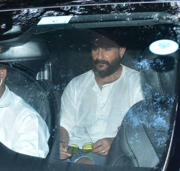 Kareena, Kiara And Others Visit Akshay Kumar