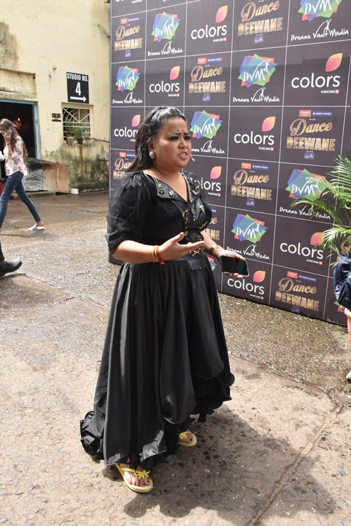 Comedian Bharti Singh was also present with them.