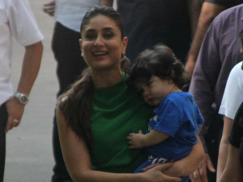 Photo : Taimur's Day Out With Mom Kareena