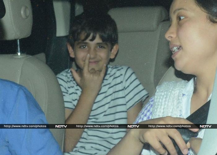 Karisma's son Kiaan posed for the photographers with some adorable expressions.