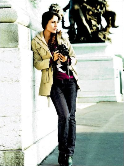 <b>From the lens</b>: Bebo, who has been flaunting her size-zero, looks picture perfect here. (Courtesy: Indiafm.com)