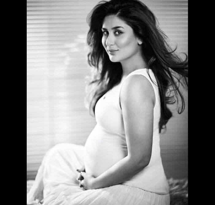 It\'s Just Kareena And Her \'Bebo Bump\' Winning With These Pics