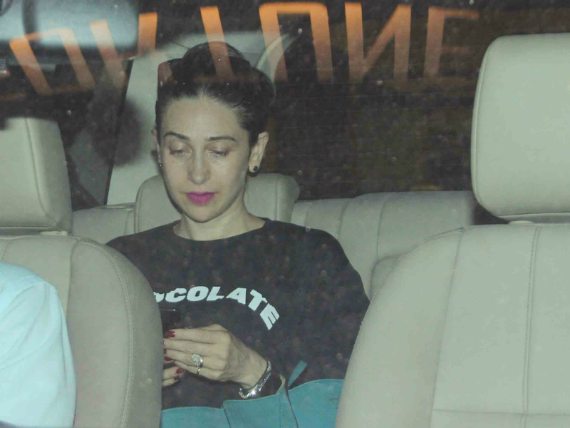 What Kapoor Sisters Karisma, Kareena Are Doing After London Holiday