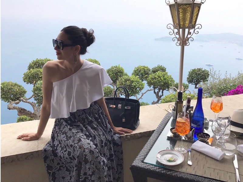 Photo : Inside Karisma Kapoor's French Vacation