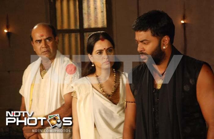 Stills: Karmayogi