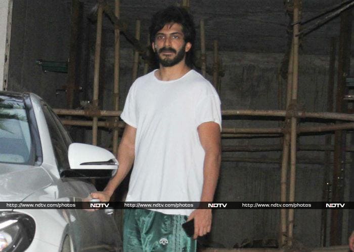 The cameras spotted <i>Bhavesh Joshi</i> aka Harshvardhan Kapoor in Bandra.