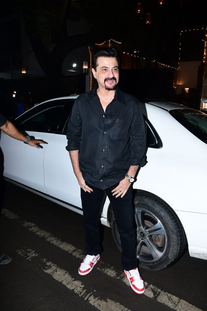 Karwa Chauth 2022: Natasha Dalal, Sanjay Kapoor And Chunky Pandey At Sunita Kapoor\'s House