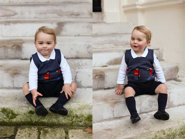 Photo : His Royal Cuteness, Prince George Poses for Christmas Portrait