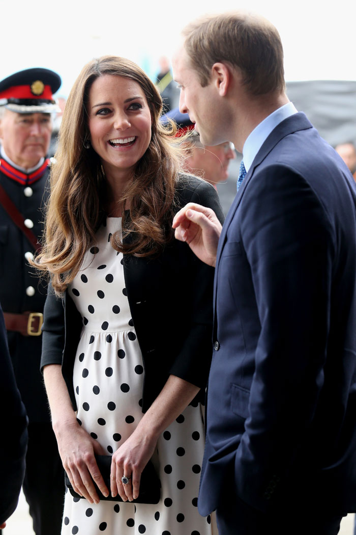 A cheerful and glowing Kate seemed to be laughing at her husband's remarks.