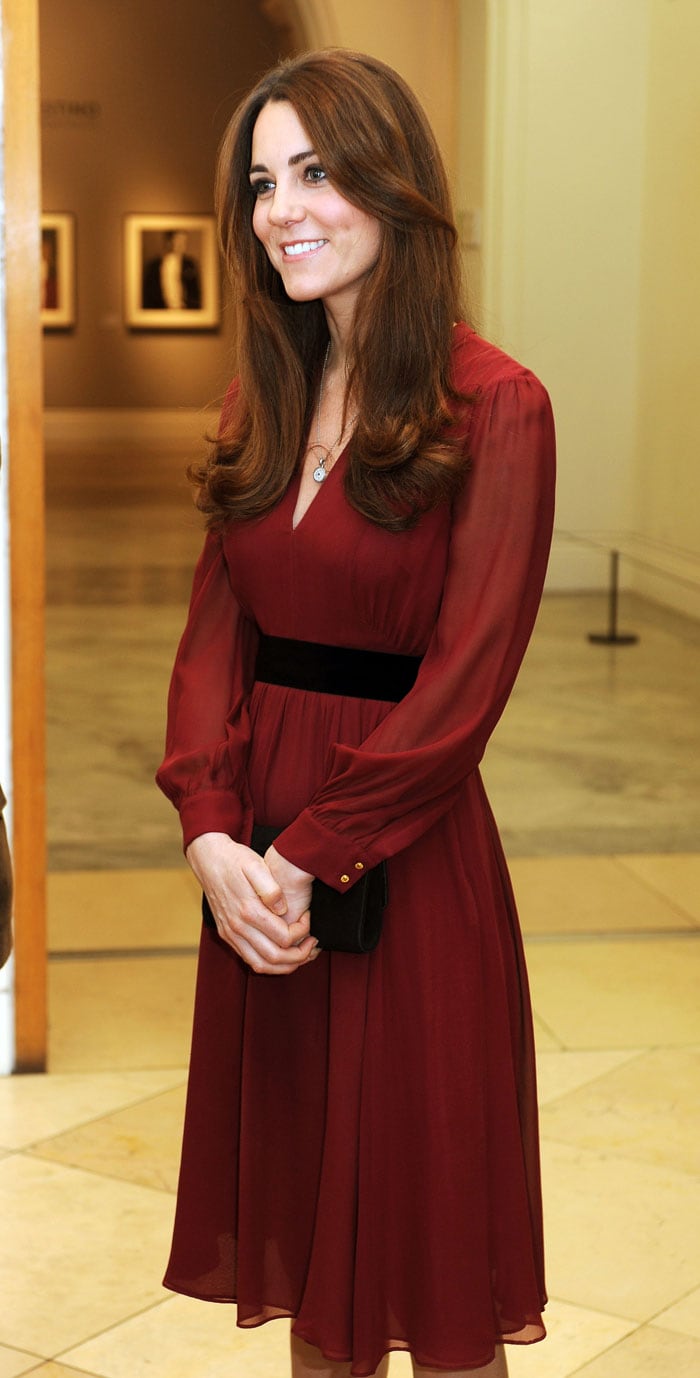Kate Middleton\'s first portrait an epic fail?