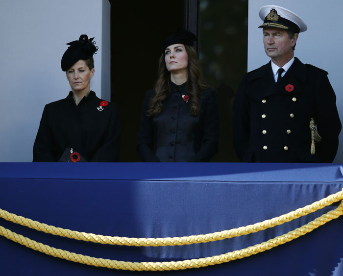 Kate Middleton\'s new hair - ringlets