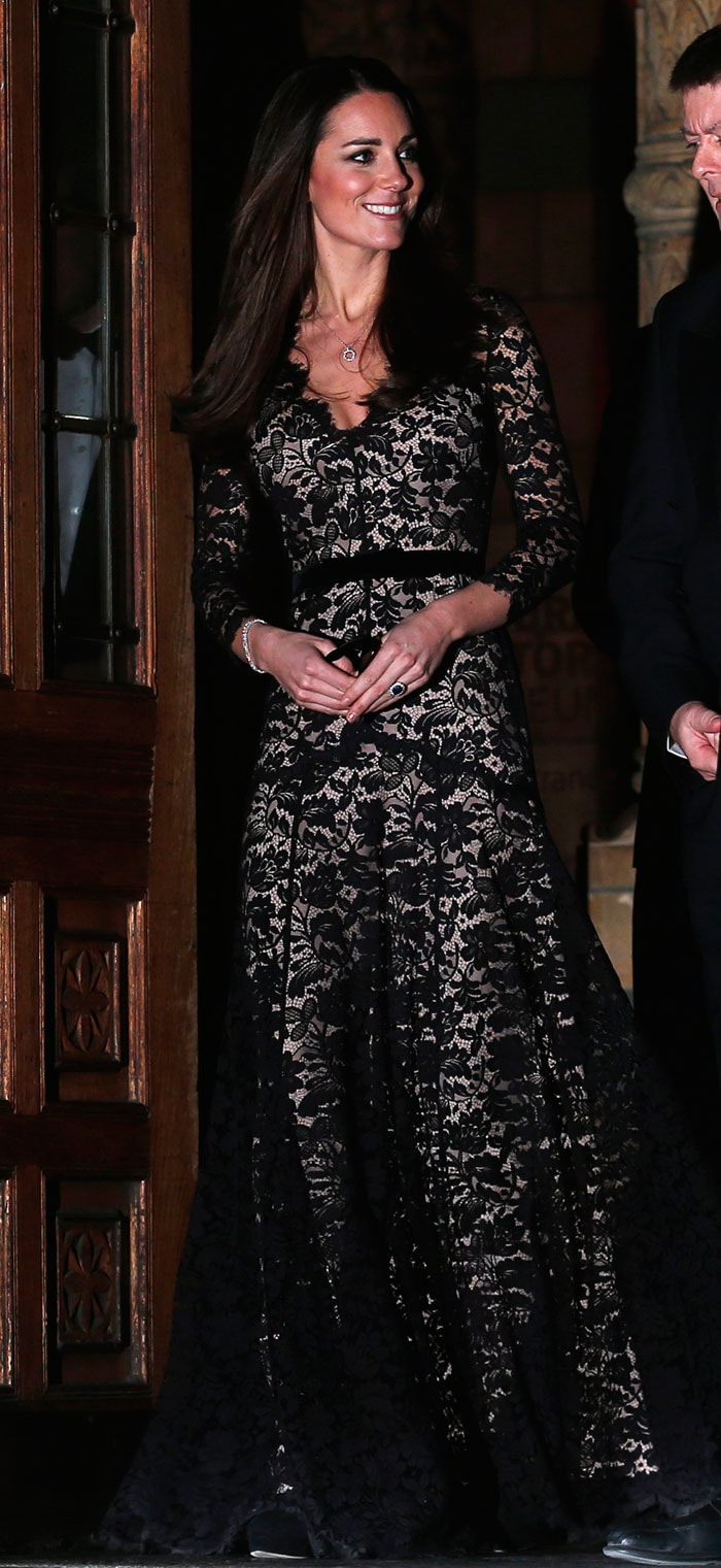Gorgeous Kate recycles pre-baby dress