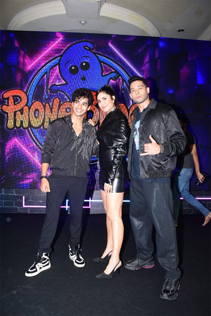 <i>Phone Bhoot</i> stars Katrina Kaif, Siddhant Chaturvedi and Ishaan Khatter were in the mood to pose.
(Image courtesy: Varinder Chawla)