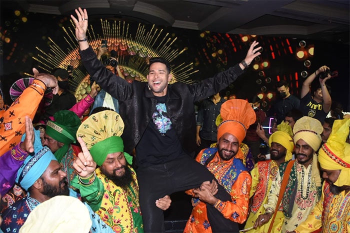 Siddhant Chaturvedi did a little bhangra because, why not?
(Image courtesy: Varinder Chawla)